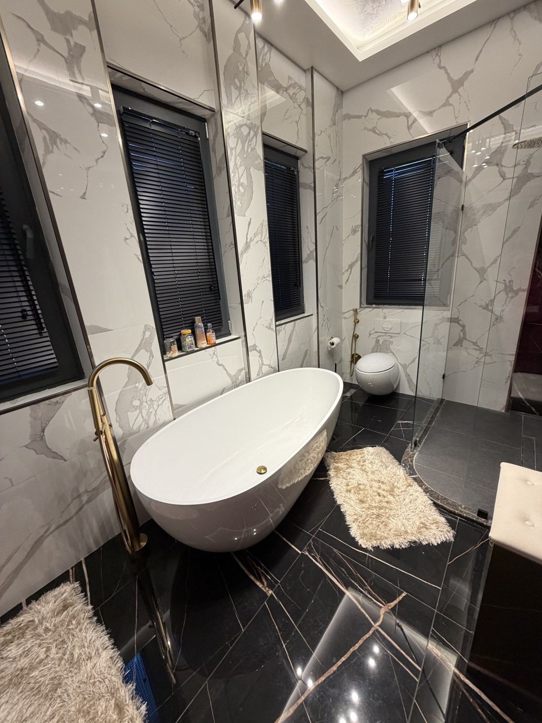 Satılır 4 otaqlı həyət evi/bağ evi 200 m² — Ev, villa, Bakı (7)