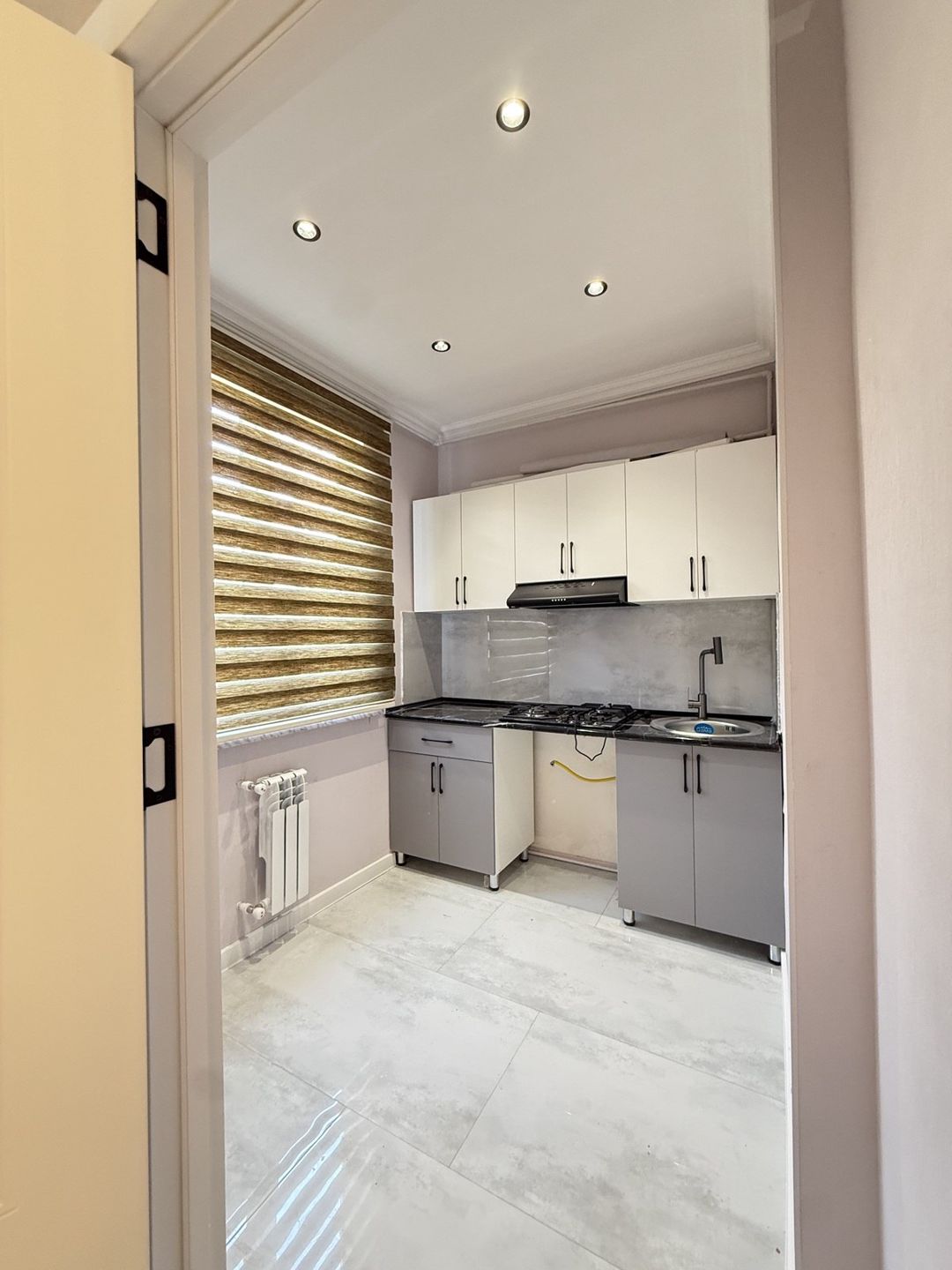 Satılır 2 otaqlı köhnə tikili 50 m² — Mənzil, Bakı (11)