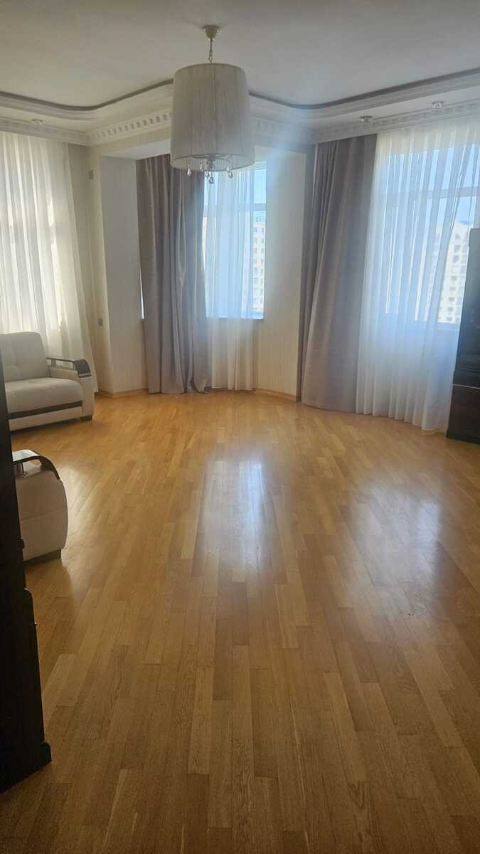 Satılır 4 otaqlı yeni tikili 170 m² — Mənzil, Bakı (8)