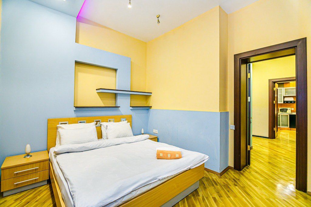 İcarəyə verilir 3 otaqlı köhnə tikili 132 m² — Mənzil, Bakı (5)
