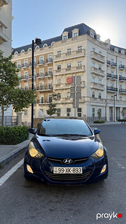 Hyundai Elantra, 1.8 L, 2012 il, 206 000 km