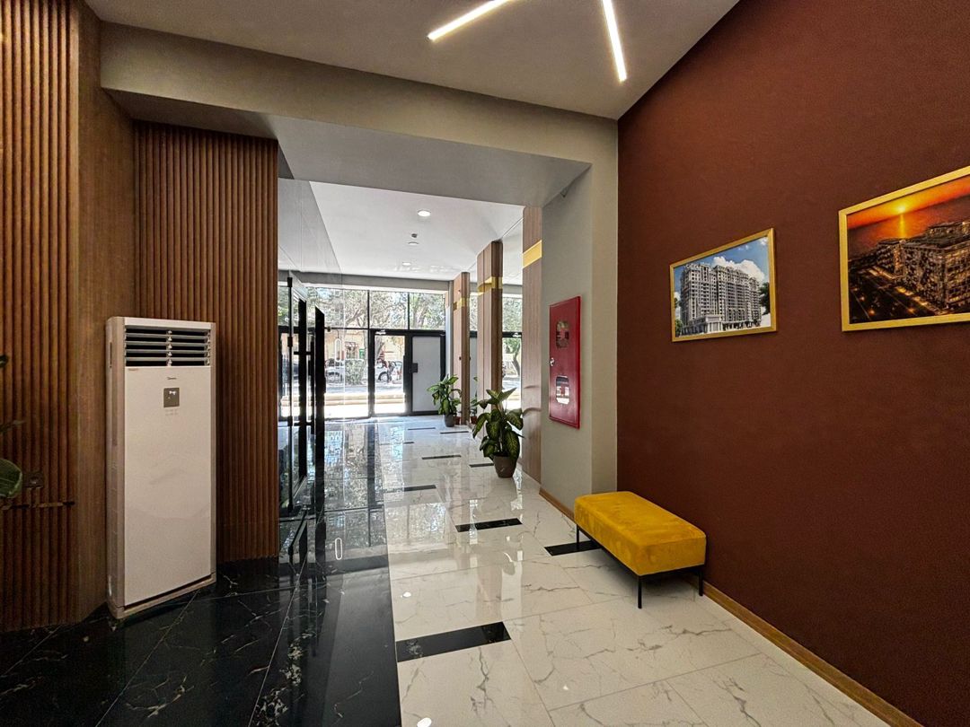 Satılır obyekt 210 m² — Əmlak, Bakı (2)