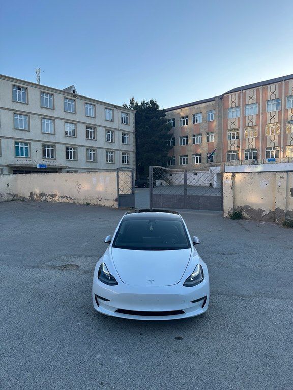 Tesla Model 3, 62 kWh, 2023 il, 22 000 km — Avtomobillər, Bakı (2)