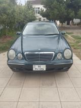 Mercedes E 320, 3.2 L, 2000 il, 360 000 km — Cars