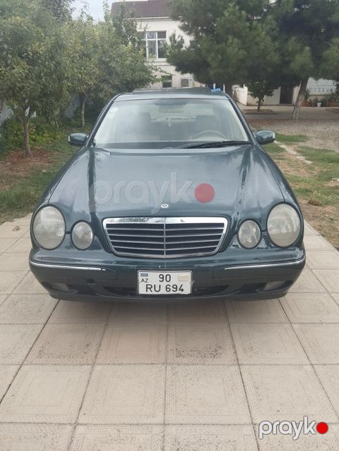 Mercedes E 320, 3.2 L, 2000 il, 360 000 km