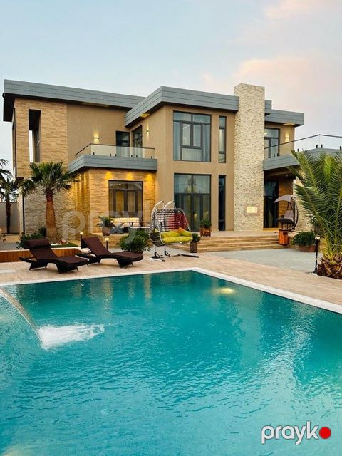 İcarəyə verilir 6 otaqlı həyət evi/bağ evi 600 m²
