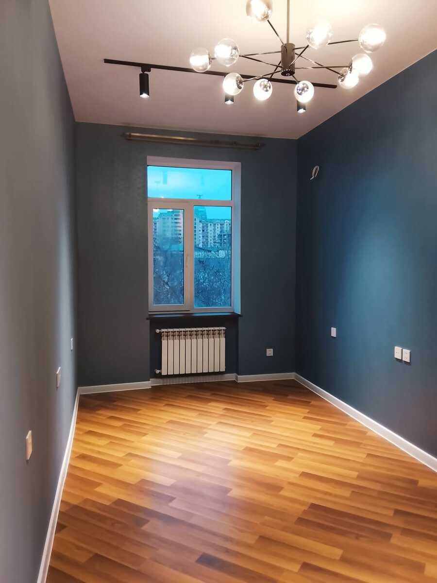 Satılır 2 otaqlı köhnə tikili 60 m² — Mənzil, Bakı (3)