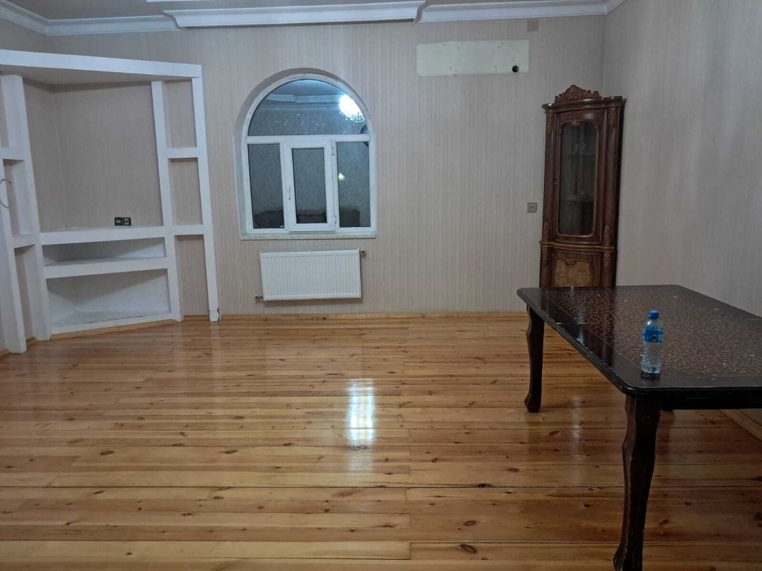 İcarəyə verilir 9 otaqlı həyət evi/bağ evi 300 m² — Ev, villa, Bakı (12)