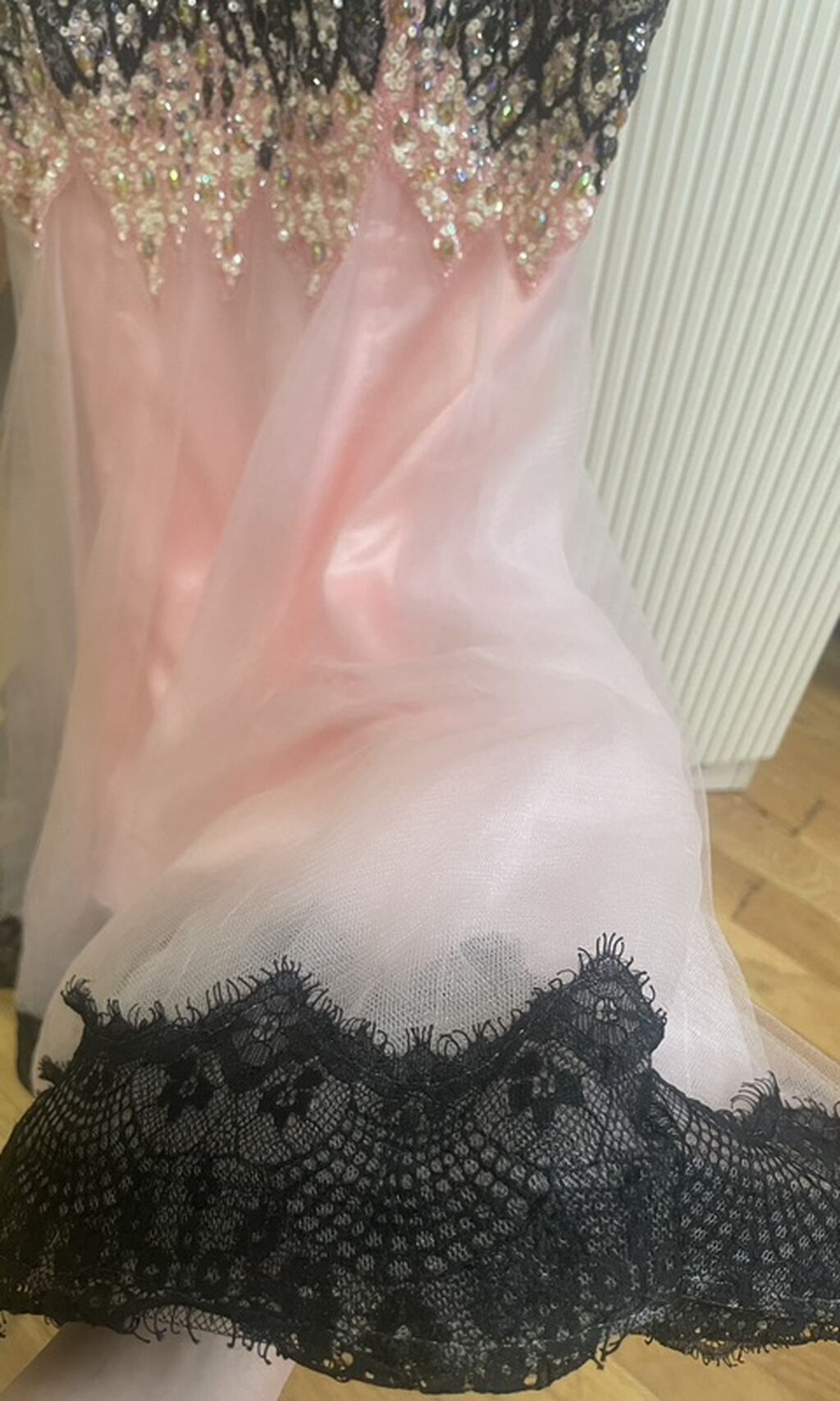 Üzəri əl işləmələri olan ziyafət geyimi, 500$ alınıb 90 AZN satılır — Şəxsi əşyalar, Bakı (3)