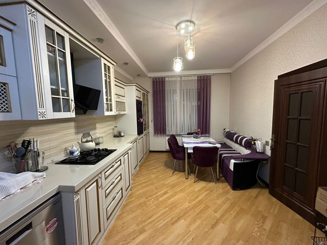 Satılır 6 otaqlı həyət evi/bağ evi 230 m² — Ev, villa, Bakı (7)
