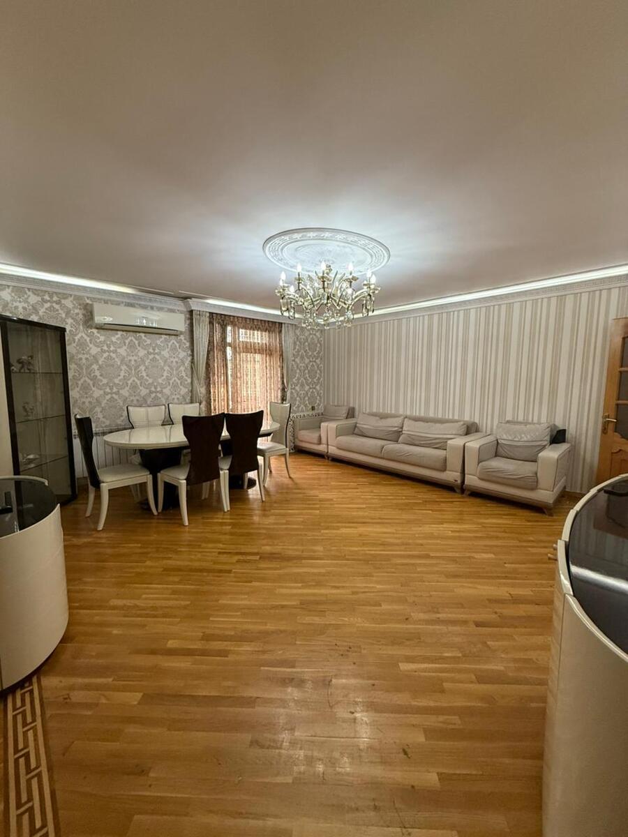 İcarəyə verilir 3 otaqlı köhnə tikili 90 m² — Mənzil, Bakı