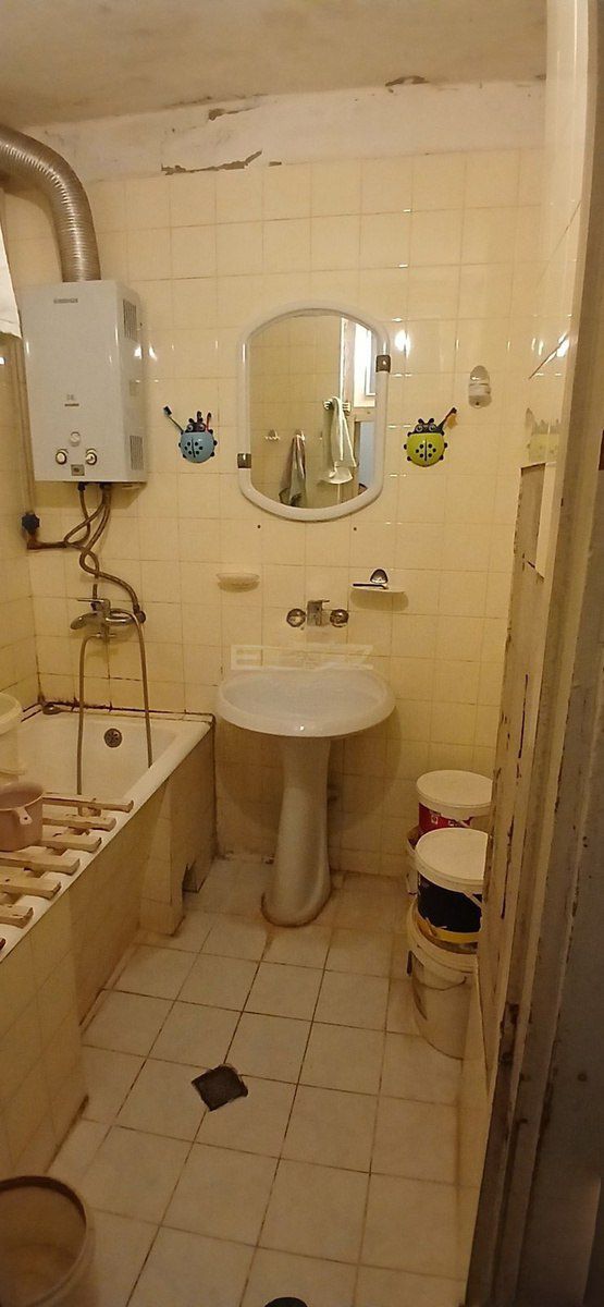 Satılır 3 otaqlı köhnə tikili 80 m² — Mənzil, Bakı (6)