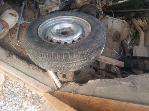 Avtomobil təkəri və disk - Ölçü: 13” polad disk (R13) - Bolt sayı: 4 — Sumqayıt