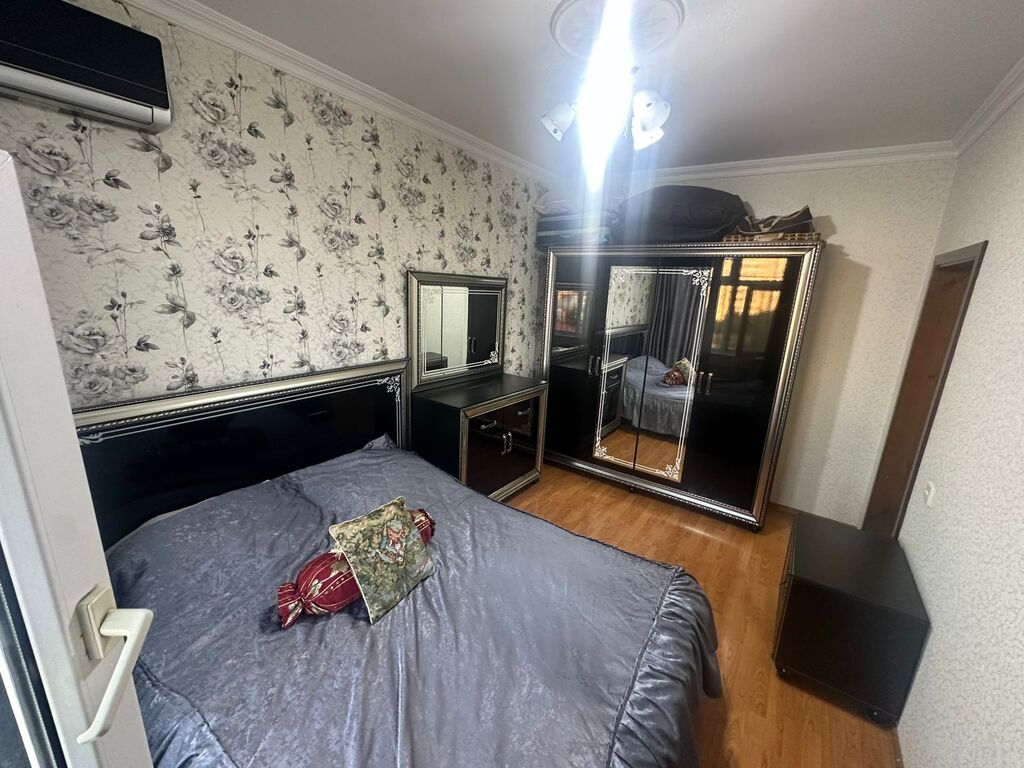 Satılır 4 otaqlı köhnə tikili 100 m² — Mənzil, Bakı (2)