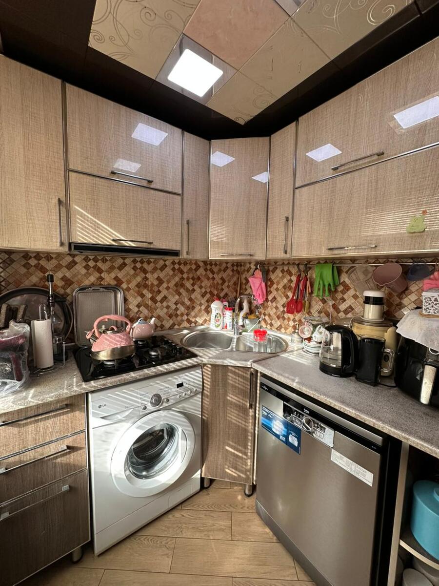 Satılır 3 otaqlı köhnə tikili 75 m² — Mənzil, Bakı (5)
