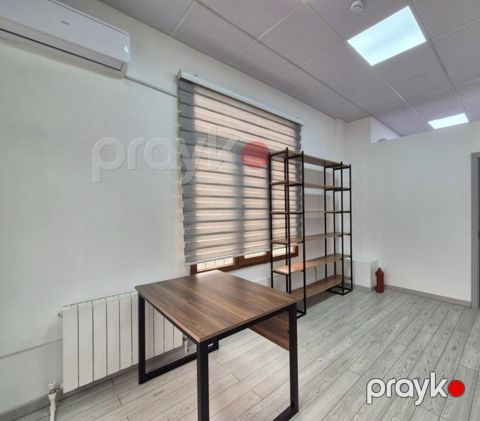 İcarəyə verilir 3 otaqlı ofis 55 m²