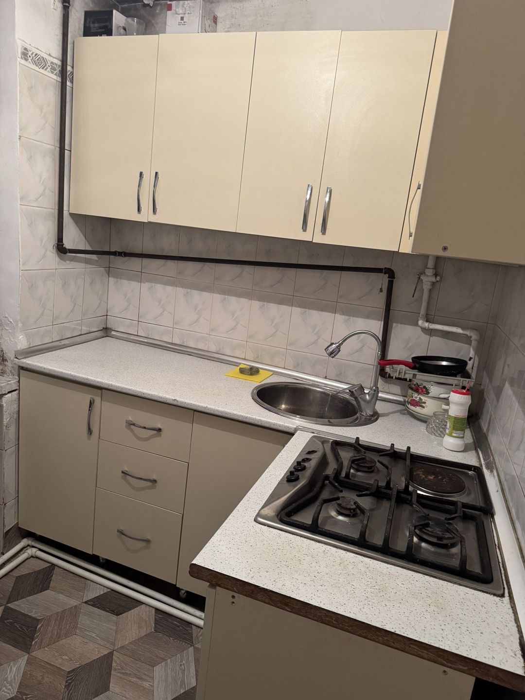 İcarəyə verilir 1 otaqlı köhnə tikili 32 m² — Mənzil, Bakı (4)