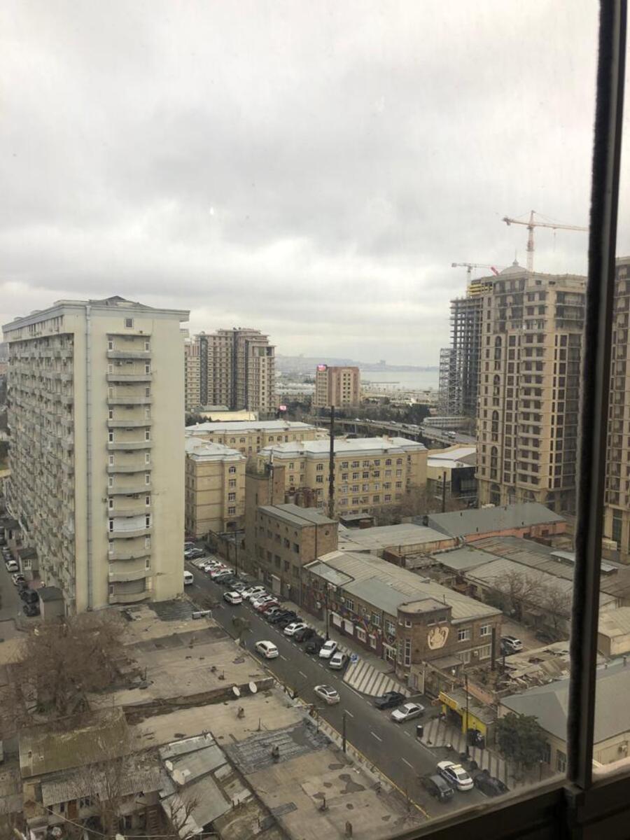 Satılır 5 otaqlı yeni tikili 330 m² — Mənzil, Bakı (3)