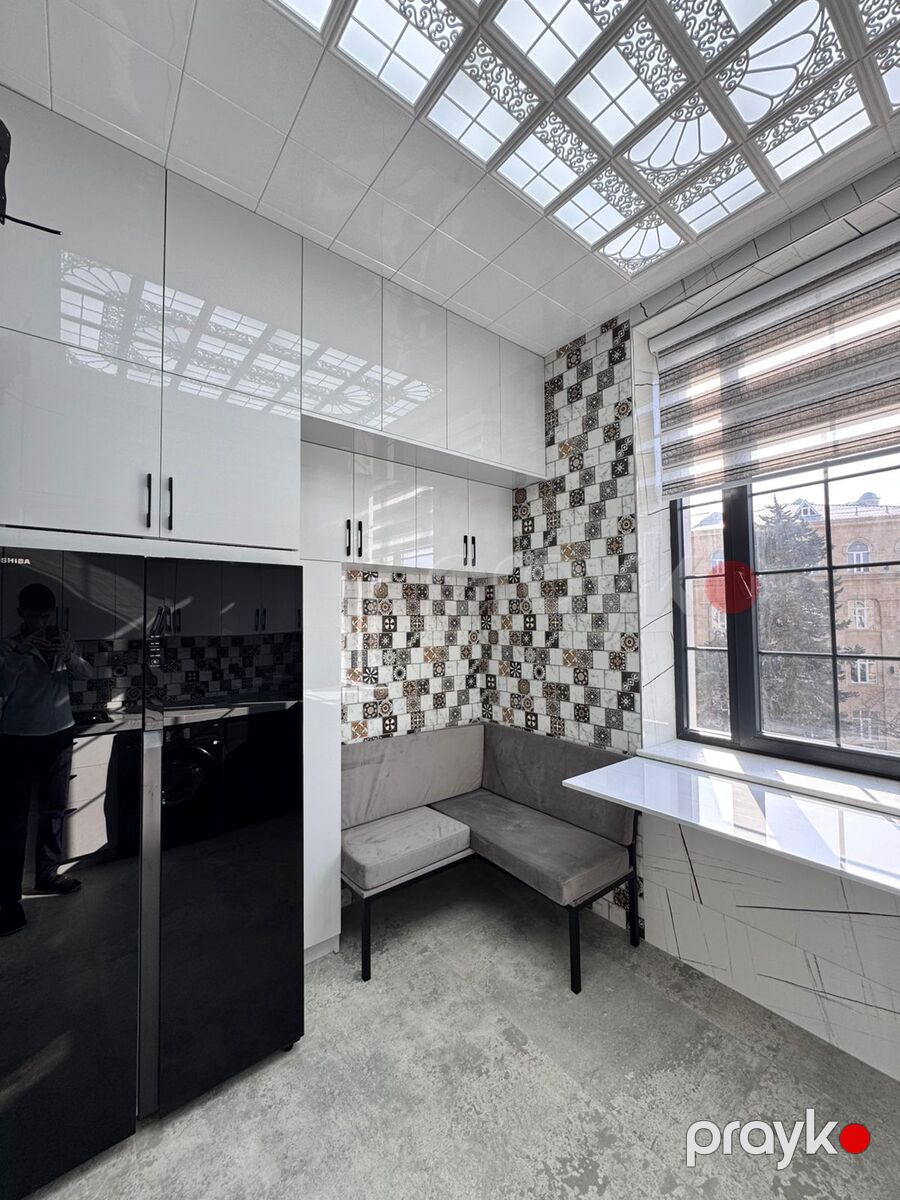 Satılır 3 otaqlı köhnə tikili 95 m² — Mənzil, Bakı (8)