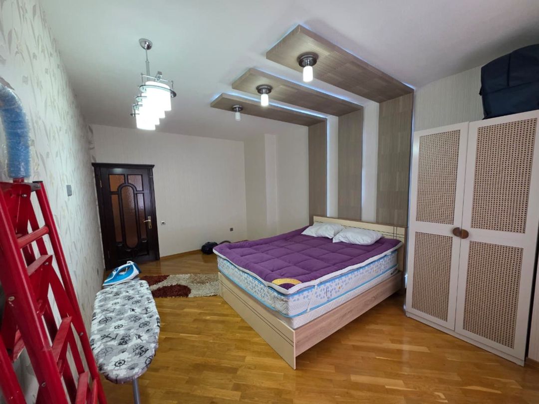 İcarəyə verilir 3 otaqlı yeni tikili 136 m² — Mənzil, Bakı (9)