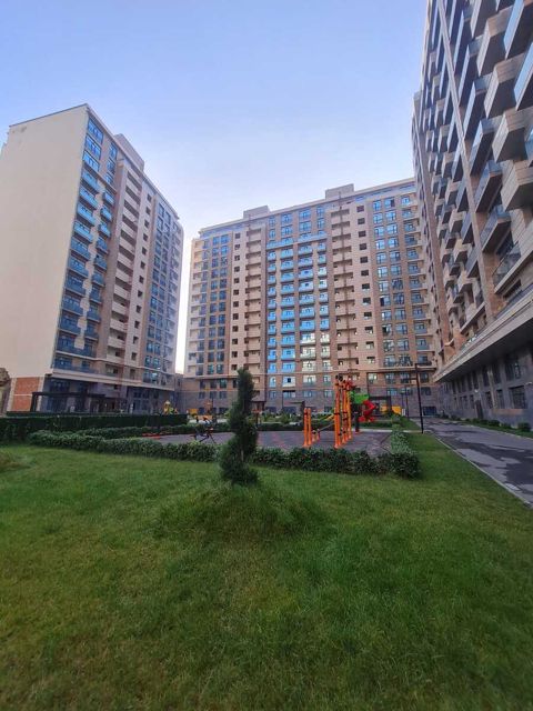 Satılır 5 otaqlı yeni tikili 268 m² — Bakı