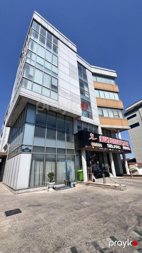 İcarəyə verilir 20 otaqlı yeni tikili 1200 m²