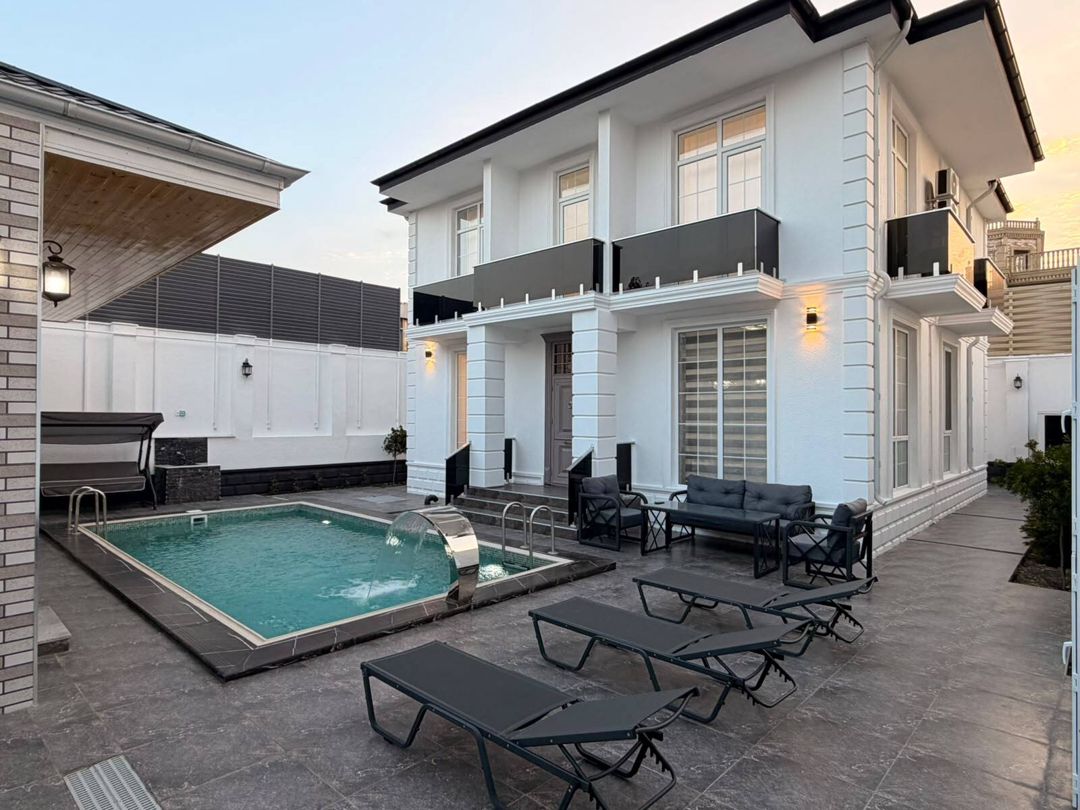 İcarəyə verilir 5 otaqlı həyət evi/bağ evi 250 m² — Ev, villa, Bakı (12)