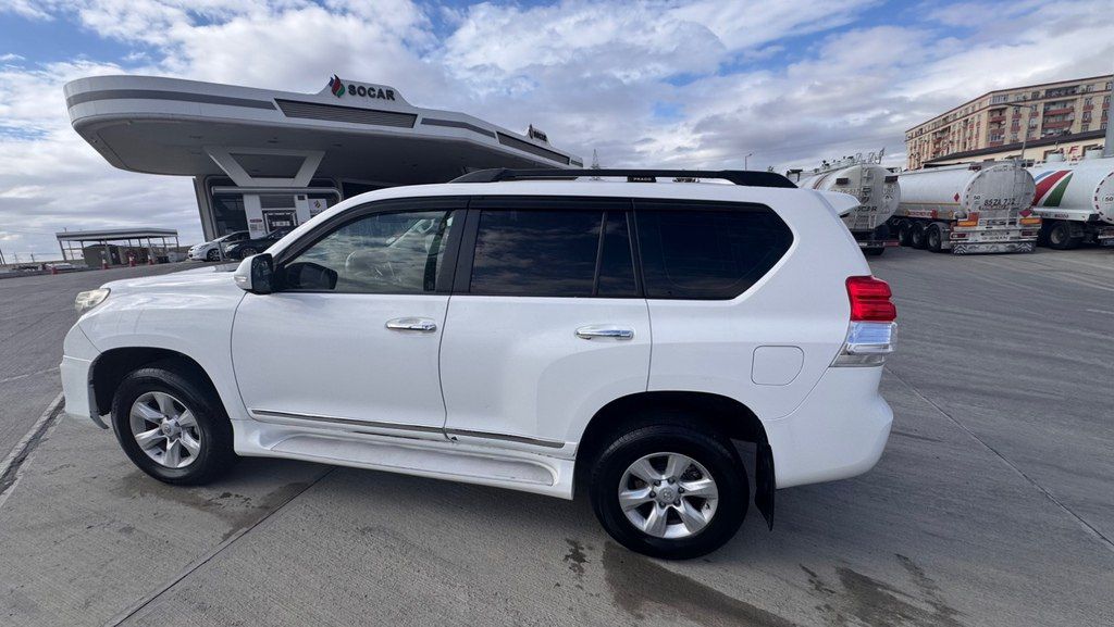 Toyota Land Cruiser Prado, 3.0 L, 2011 il, 339 000 km — Avtomobillər, Bakı (7)