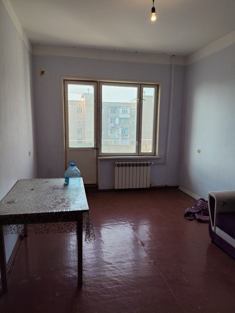 Satılır 4 otaqlı köhnə tikili 110 m² — Mənzil, Bakı (2)