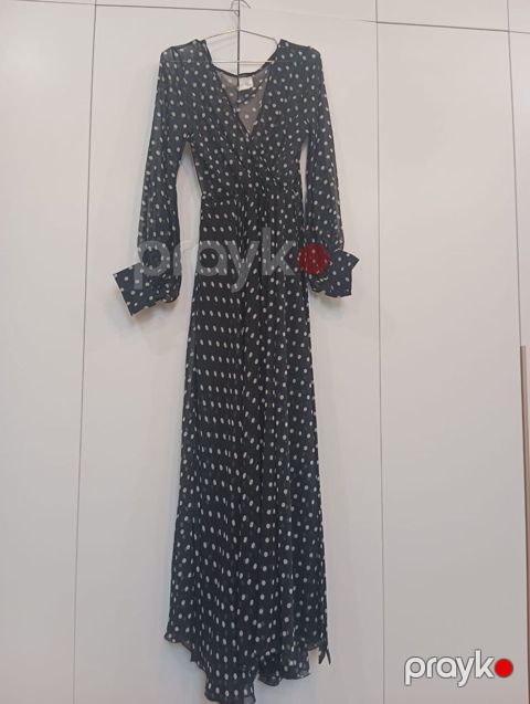 Qadın geyimi – uzun paltar - Model: Uzun, axıcı siluetli paltar — Bakı