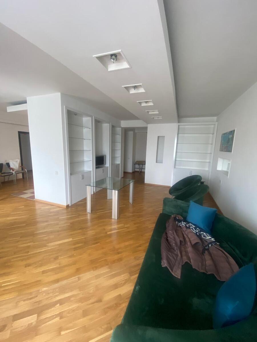 İcarəyə verilir 4 otaqlı köhnə tikili 190 m² — Mənzil, Bakı (5)