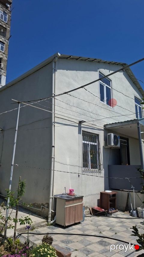 Satılır 6 otaqlı həyət evi/bağ evi 150 m²