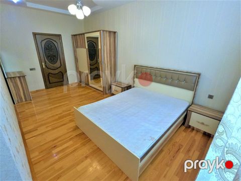İcarəyə verilir 3 otaqlı yeni tikili 120 m²