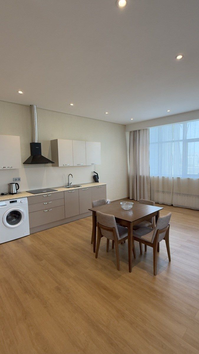 İcarəyə verilir 4 otaqlı yeni tikili 201.2 m² — Mənzil, Bakı (4)