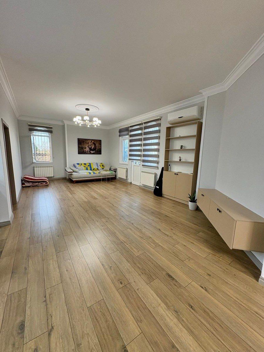 Satılır 6 otaqlı həyət evi/bağ evi 250 m² — Ev, villa, Bakı (8)