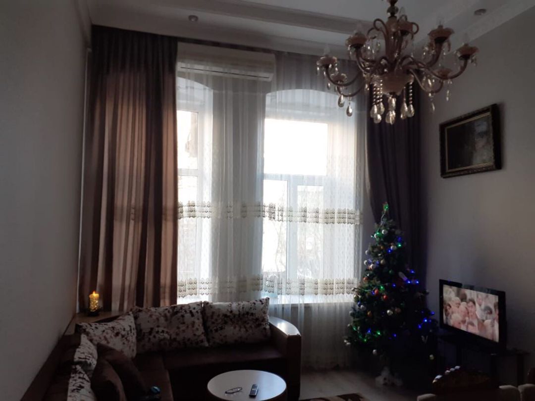 Satılır 3 otaqlı köhnə tikili 100 m² — Mənzil, Bakı (7)