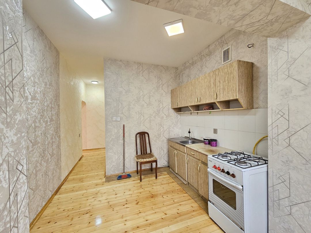 Satılır 2 otaqlı köhnə tikili 48 m² — Mənzil, Bakı (8)