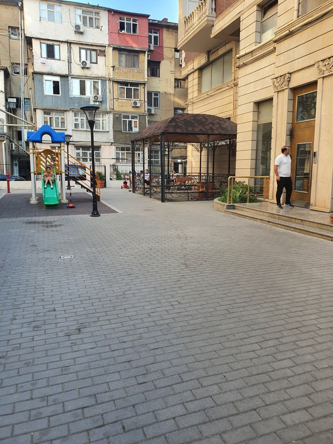 Satılır 3 otaqlı yeni tikili 133 m² — Mənzil, Bakı (2)