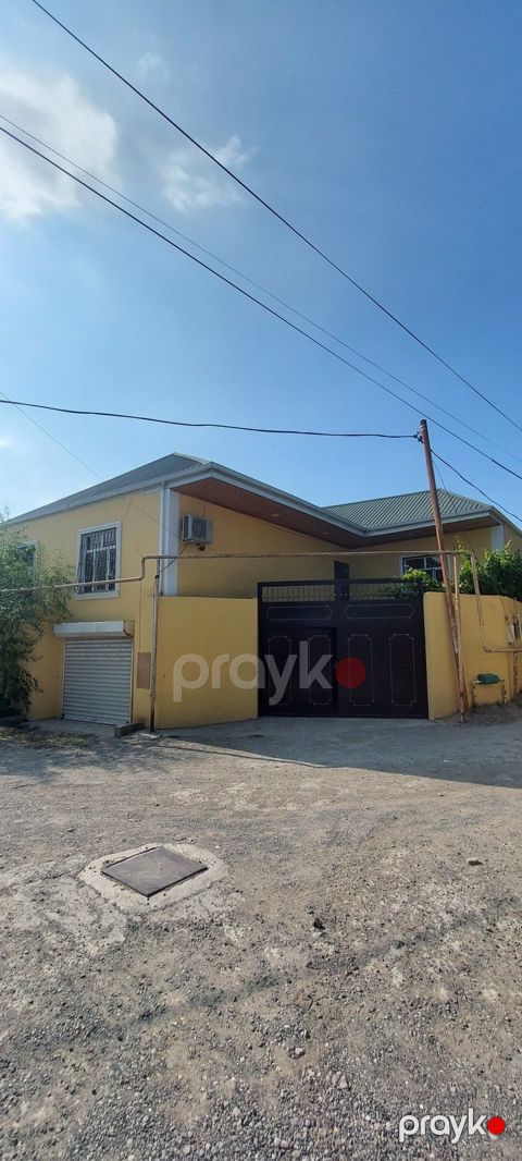 Satılır 5 otaqlı həyət evi/bağ evi 130 m²