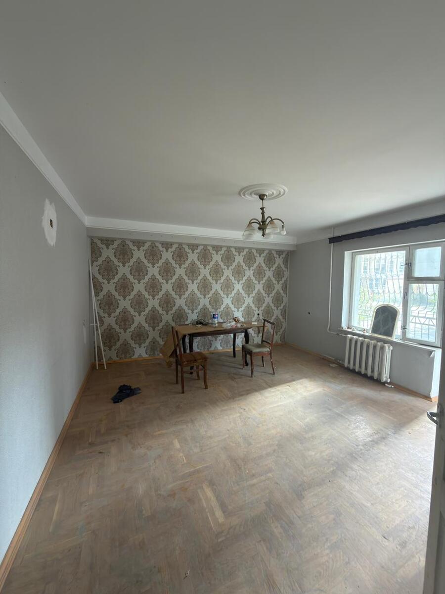 Satılır 1 otaqlı köhnə tikili 50 m² — Mənzil, Bakı (2)
