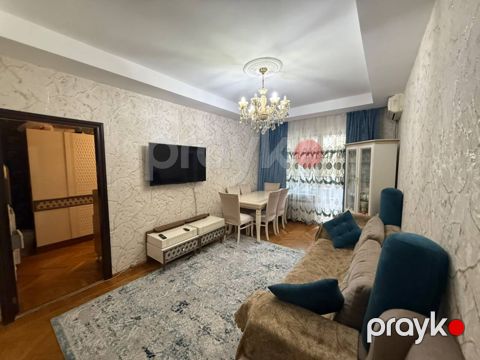 Satılır 4 otaqlı köhnə tikili 90 m²