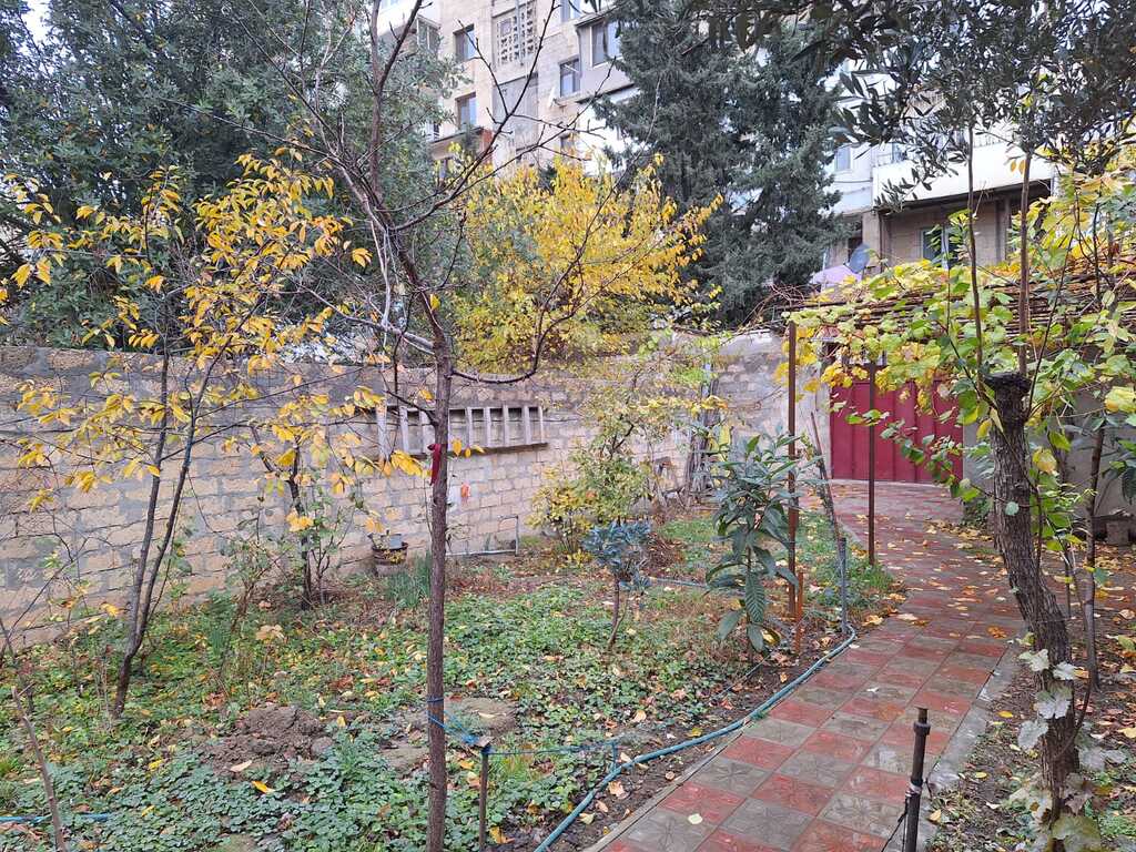 Satılır 6 otaqlı həyət evi/bağ evi 150 m² — Ev, villa, Bakı (2)