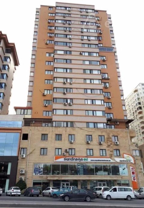 Satılır 3 otaqlı yeni tikili 150 m² — Bakı