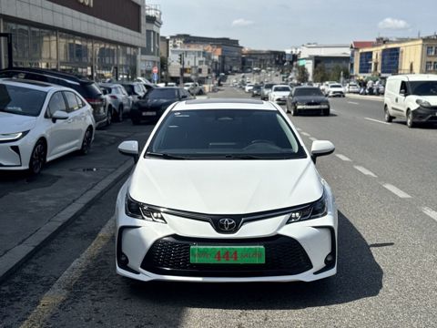Toyota Corolla, 1.8 L, 0.85 kWh, 2024 il, 37 000 km — Bakı