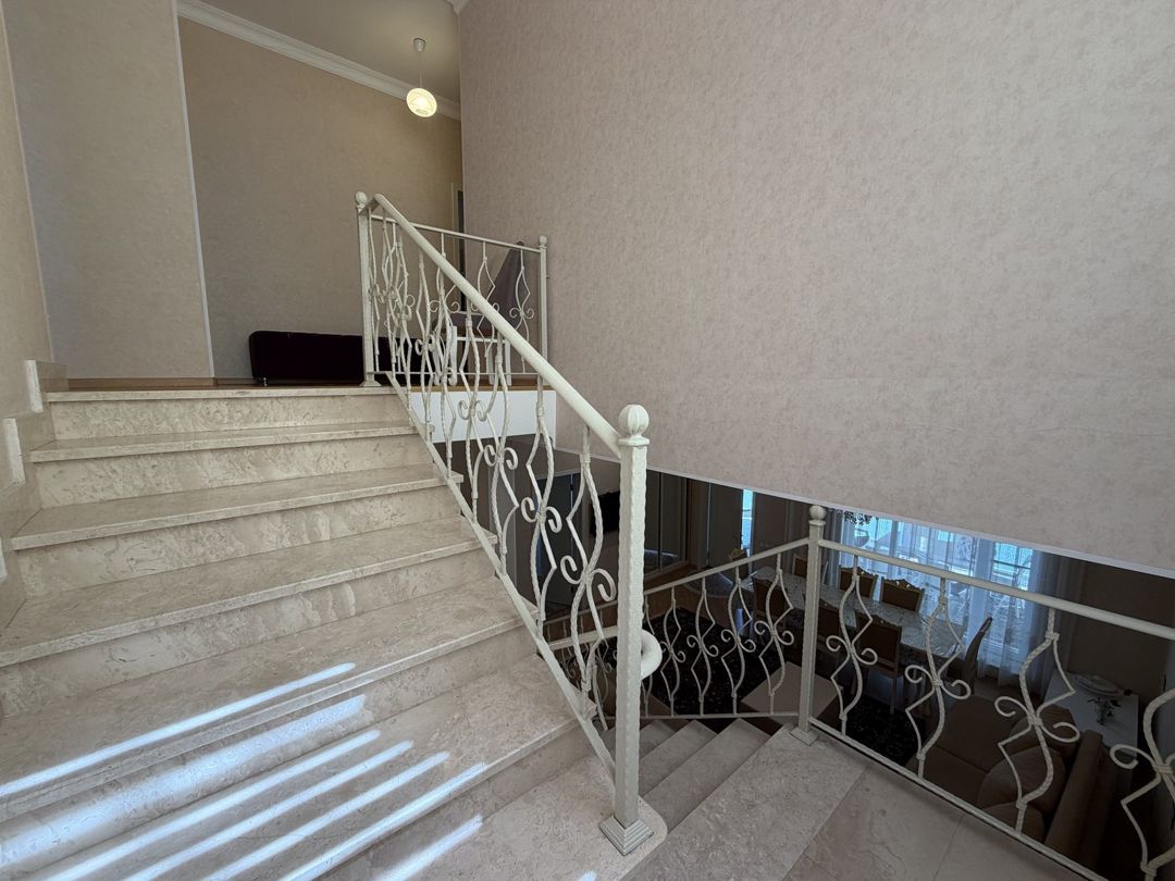 Satılır 5 otaqlı həyət evi/bağ evi 400 m² — Ev, villa, Quba (12)