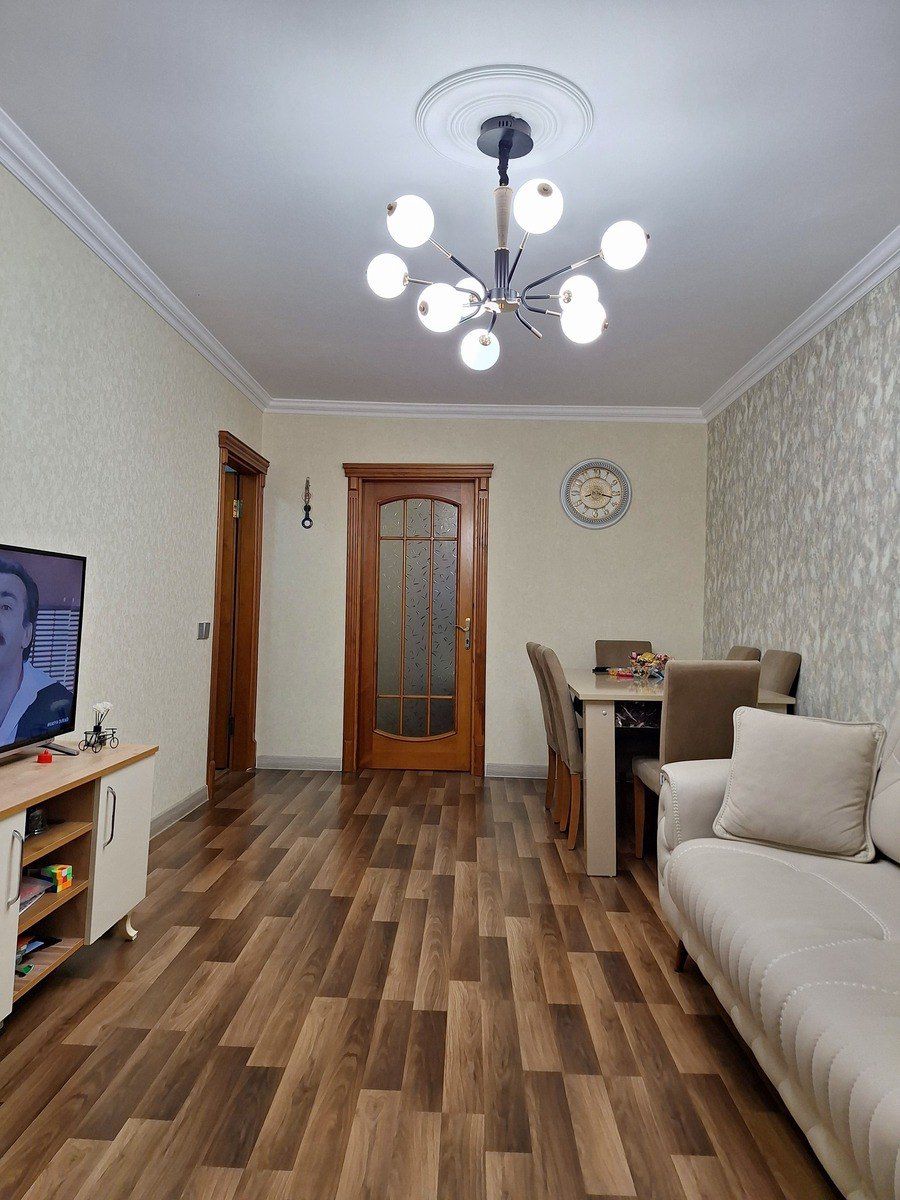 Satılır 3 otaqlı köhnə tikili 55 m² — Mənzil, Bakı (2)