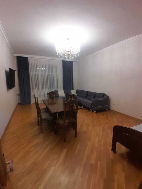 İcarəyə verilir 3 otaqlı yeni tikili 130 m² — Bakı