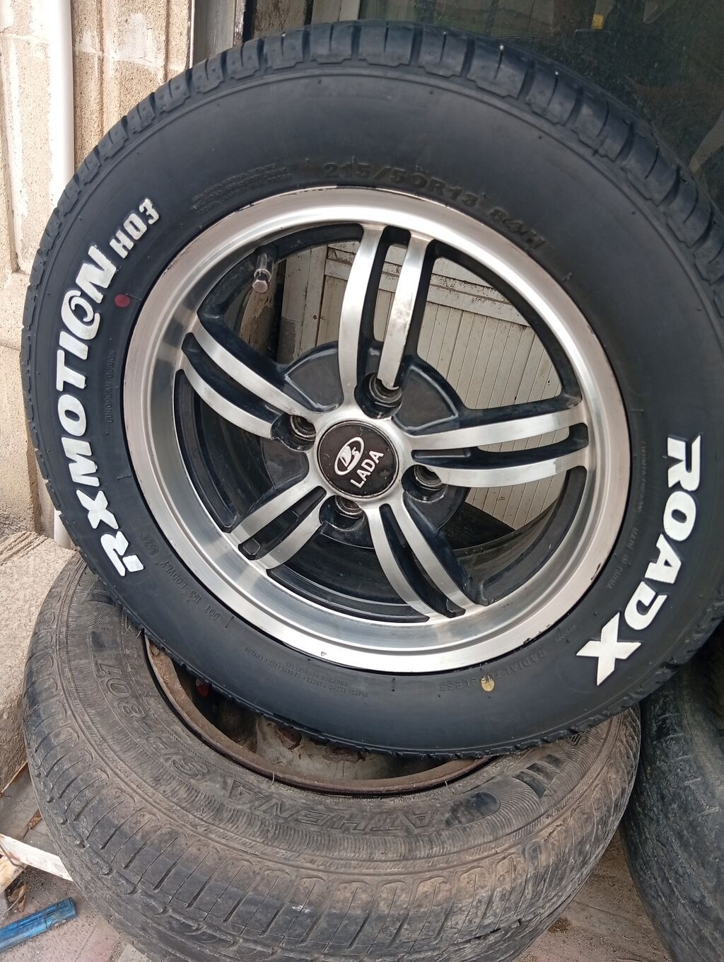 Lada markalı yüngül lehimli disk və şin dəsti - Disk: Lada loqolu, 5 — Avto, Gəncə (3)
