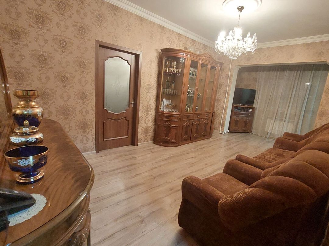 Satılır 6 otaqlı köhnə tikili 104.8 m² — Mənzil, Bakı (3)