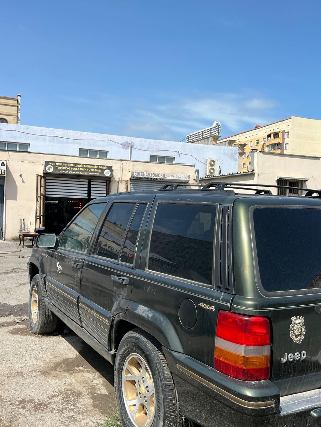 Jeep Grand Cherokee (ZJ) 4x4, tünd yaşıl rəngdə SUV - Kuzov: 5 — Avtomobillər, Sumqayıt (4)